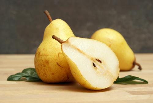Five Healthy Reasons to Add Pears to Your Diet