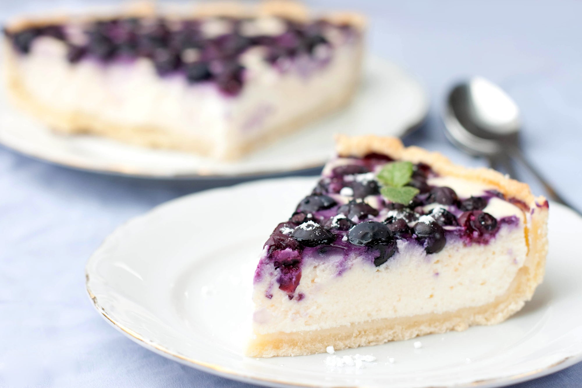 Ombre Raw Blueberry Cake Recipe